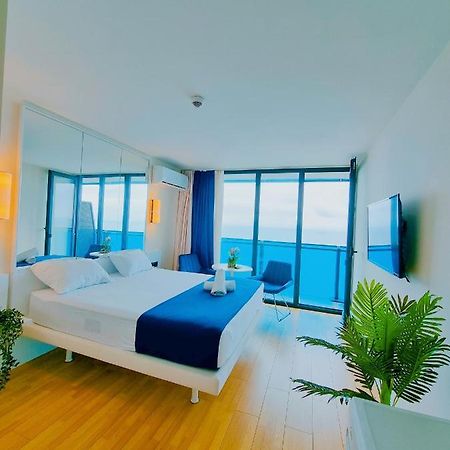 Orbi City Aparthotel Sea View 바투미 외부 사진